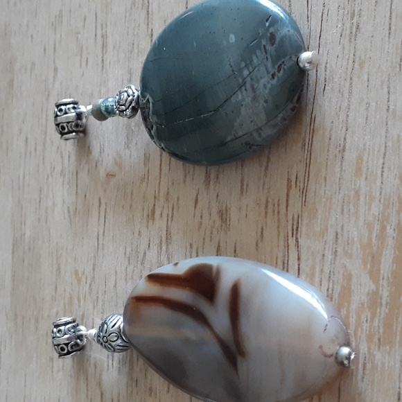 Bundle of 2 Stone Pendants AA114 - Picture 11 of 11